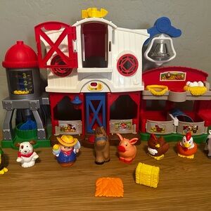 Fisher-Price Little People Farm Playset with Animals & Farmer